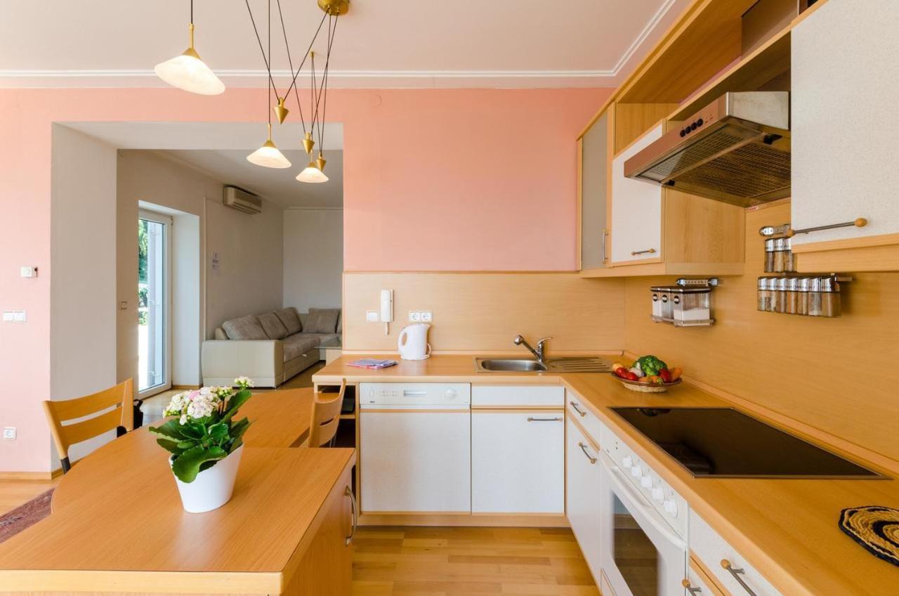 Jurincic Apartment Crikvenica Bilik gambar
