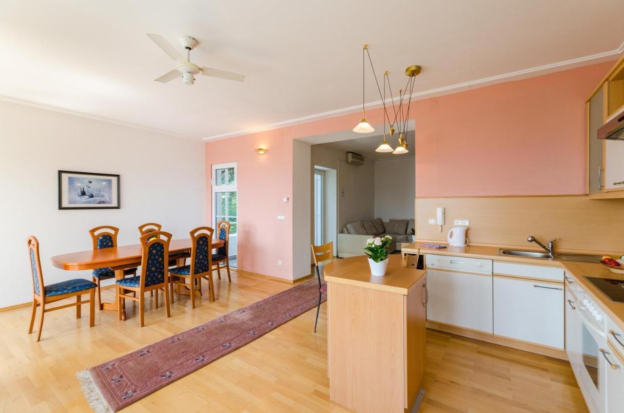 Jurincic Apartment Crikvenica Bilik gambar